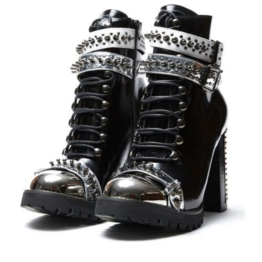 SOLD!!! SOLD!!!Jeffrey Campbell Boots Scorpius